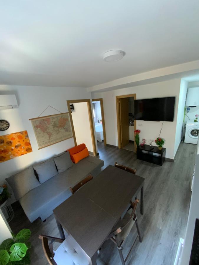 4 Capulino Apartamentos Malaga Exterior photo